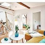 公寓 Sunny At The Heart Of Old Town *